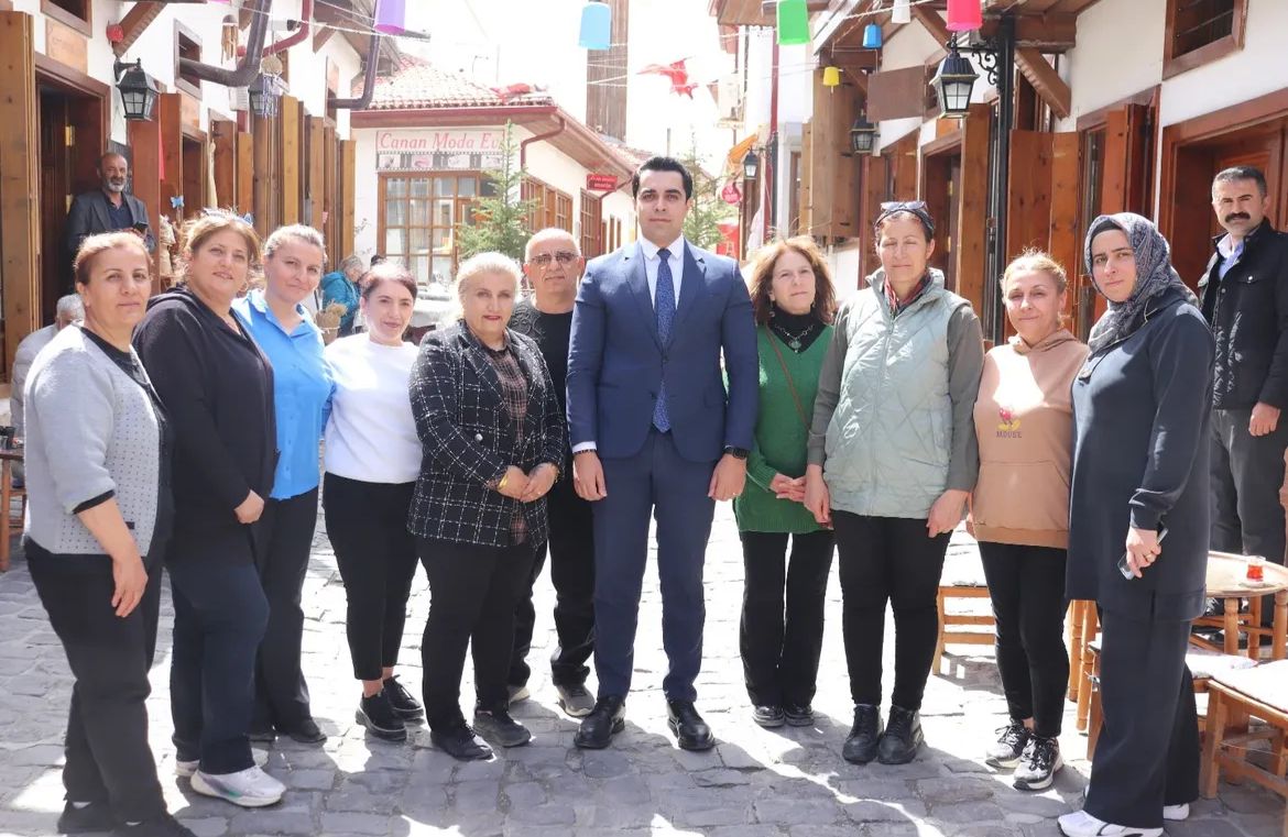 Divriği Kaymakamı Sn. Resul Tutay Esnaf Ziyaretlerine Devam Ediyor